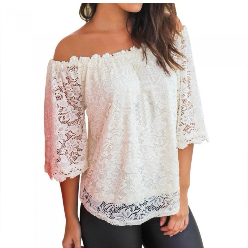 Sarin Mathews top size M
